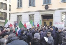 Riaprire i consolati. Ora o mai più!