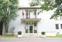 La musica stonata al Consolato Generale a Colonia