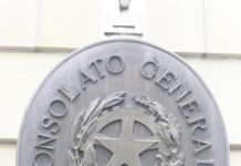 Regolamento europeo diventa stangata per gli impiegati dei consolati