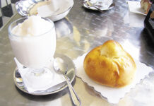 La granita siciliana con la brioche
