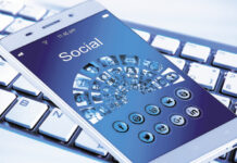 Smartphone per calmare bambini? È dannoso!