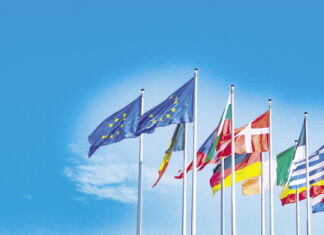 Europa, stretta sui rimpatri: via libera agli hub nei Paesi terzi