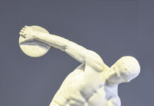 Ora un Discobolo di marmo divide Italia e Germania