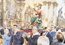 Preghiera e festa con il sì di Maria alla vita