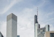 Clima d’affari in Germania si deteriora mentre aumentano le insolvenze