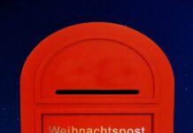 Le lettere di Natale: un ponte di speranza tra i cuori dei bambini e la magia delle feste.