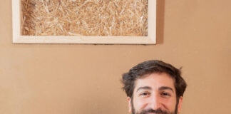 Costruire il futuro con paglia e legno: l’architettura rigenerativa di Alessandro Tonnarelli